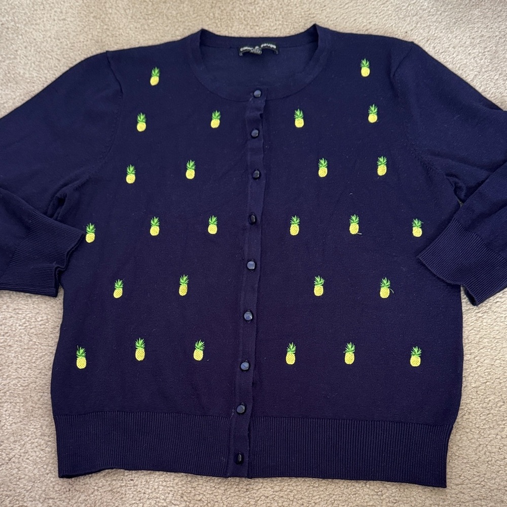 Cable & Gauge Navy Pineapple Cardigan